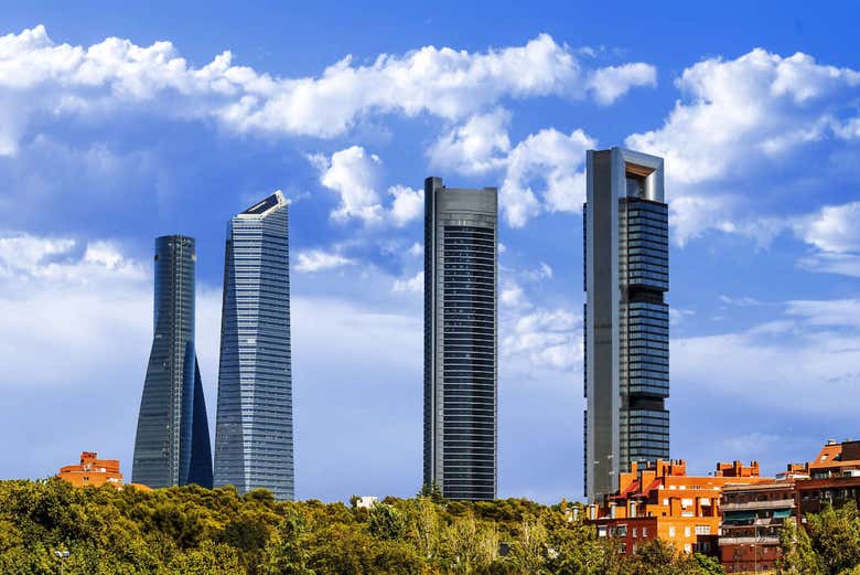 Las Cuatro Torres