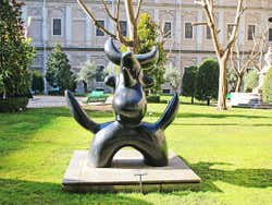 Esculturas del jardín del Museo Reina Sofía de Madrid